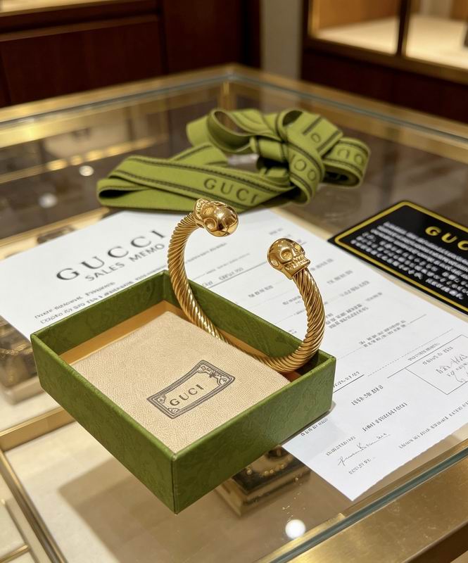 Gucci Bracelet 04yxs303 (4)