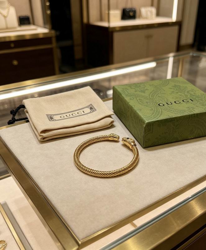 Gucci Bracelet 04yxs304 (9)