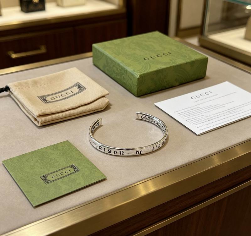 Gucci Bracelet 04yxs305 (2)