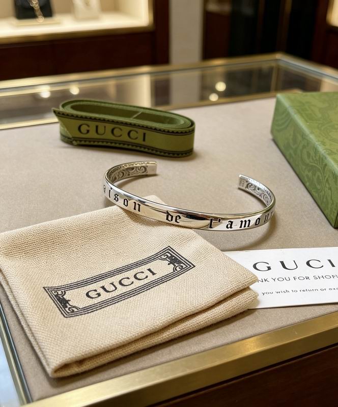 Gucci Bracelet 04yxs305 (4)