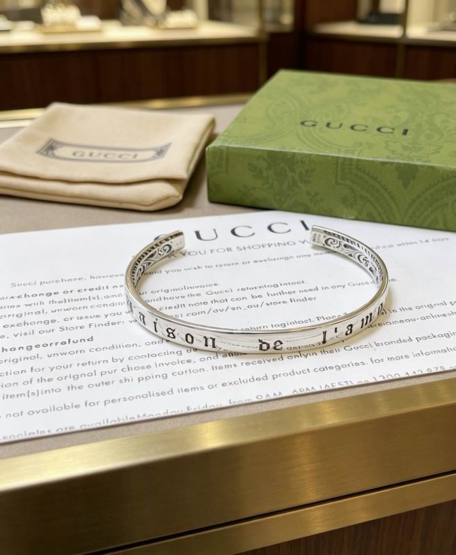 Gucci Bracelet 04yxs305 (5)