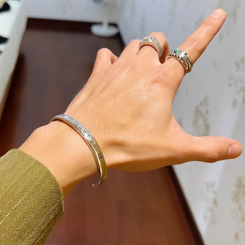 Gucci Bracelet 04yxs305 (9)