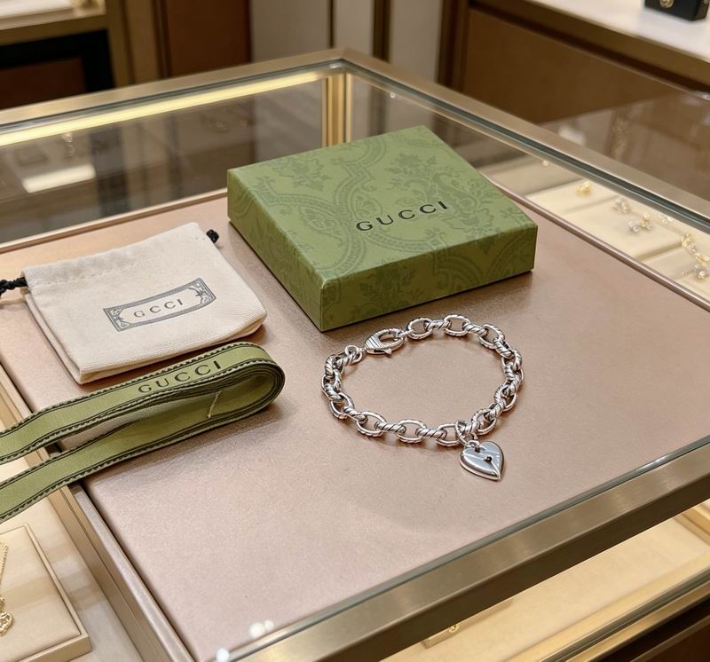 Gucci Bracelet 04yxs307 (1)