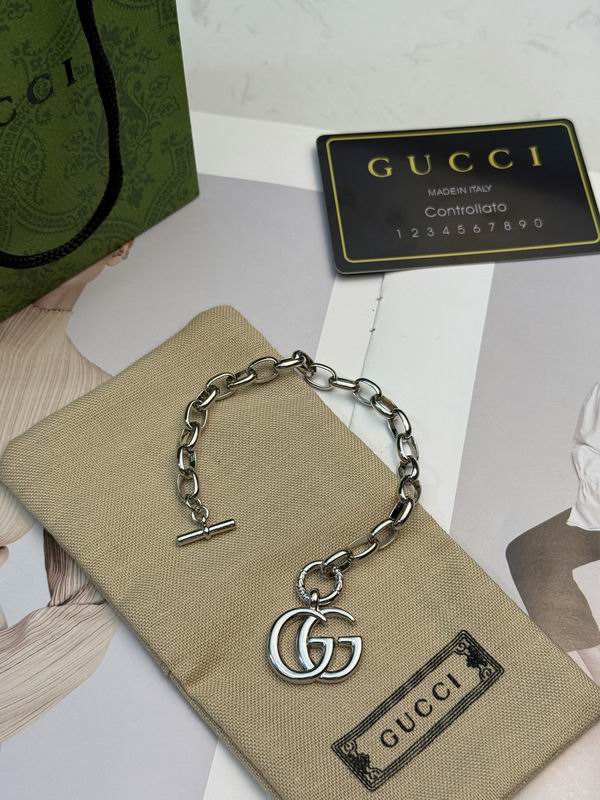 Gucci Bracelet 04yxs349 (9)