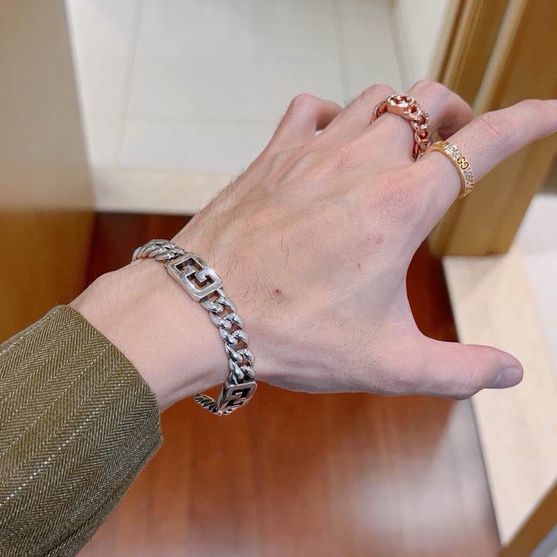 Gucci Bracelet 04yxs357 (9)