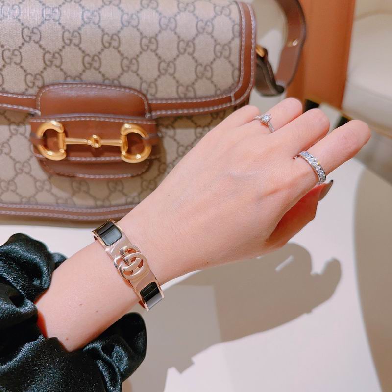 Gucci Bracelet 04yxs369 (3)