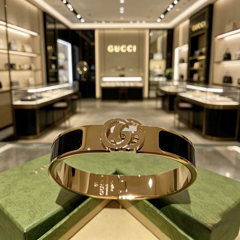 Gucci Bracelet 04yxs369 (5)