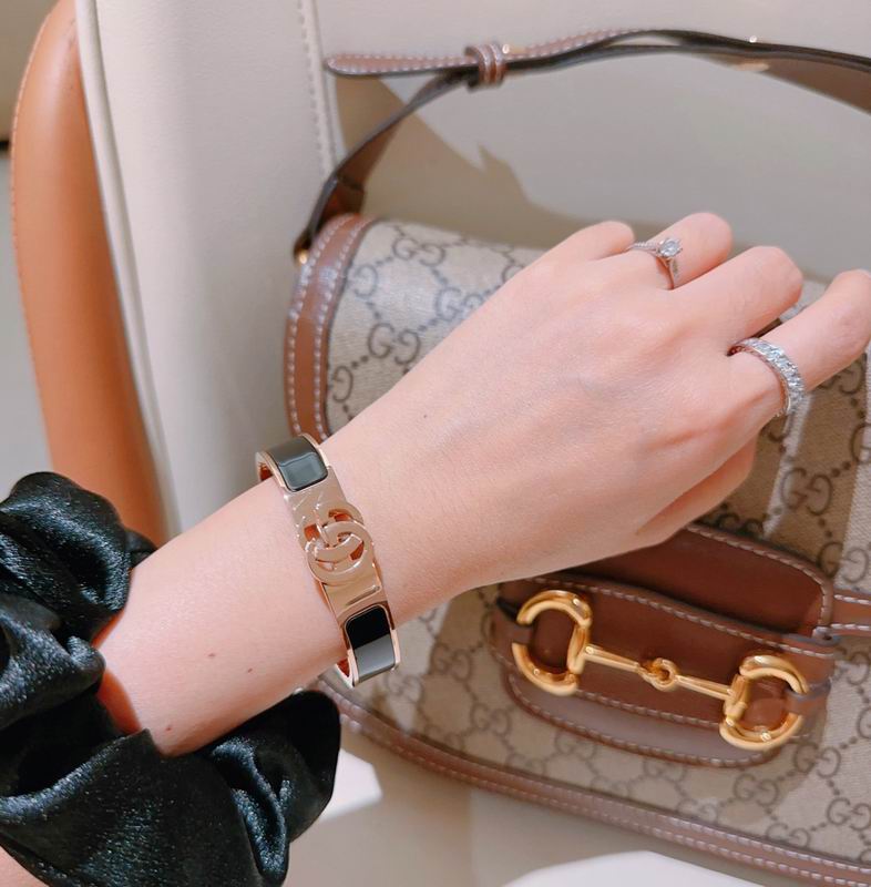 Gucci Bracelet 04yxs369 (6)