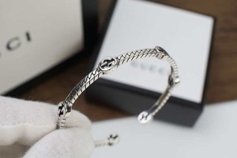 Gucci Bracelet 04yxs383 (2)