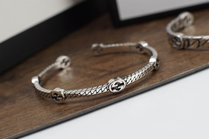 Gucci Bracelet 04yxs383 (3)