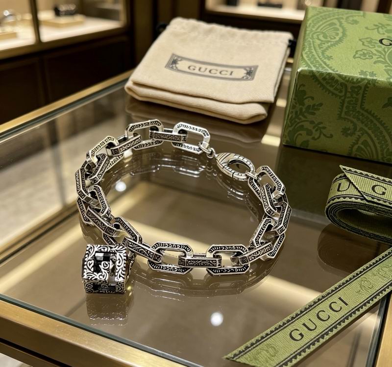 Gucci Bracelet 04yxs418 (4)