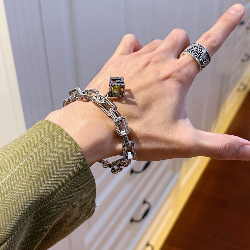 Gucci Bracelet 04yxs418 (9)