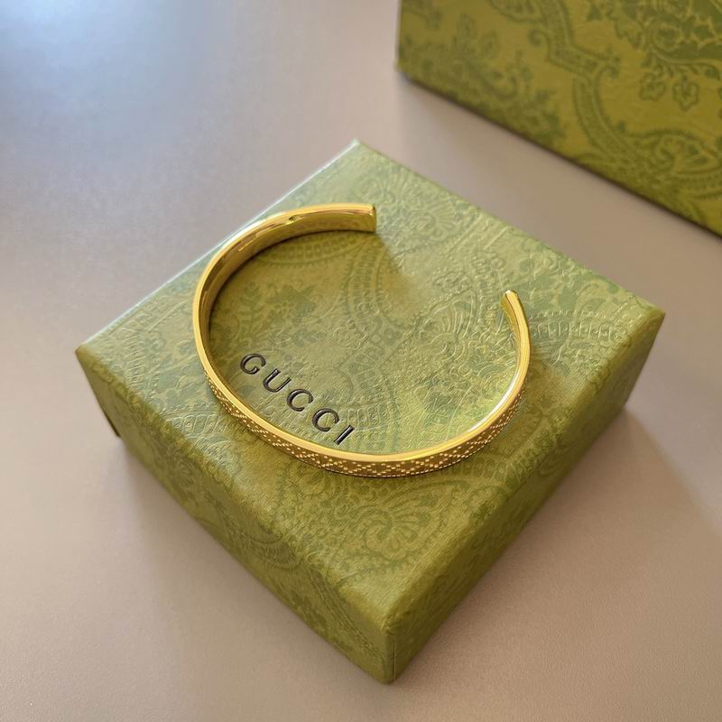 Gucci Bracelet 05yxs07 (11)