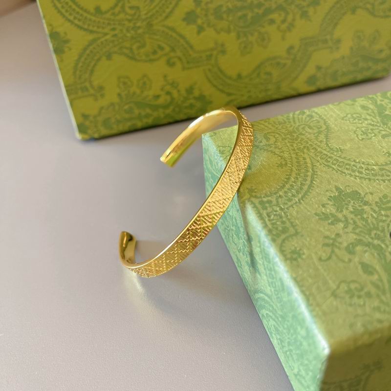 Gucci Bracelet 05yxs07 (14)