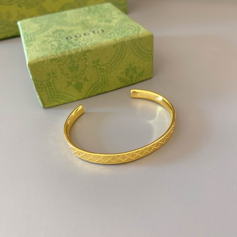 Gucci Bracelet 05yxs07 (16)