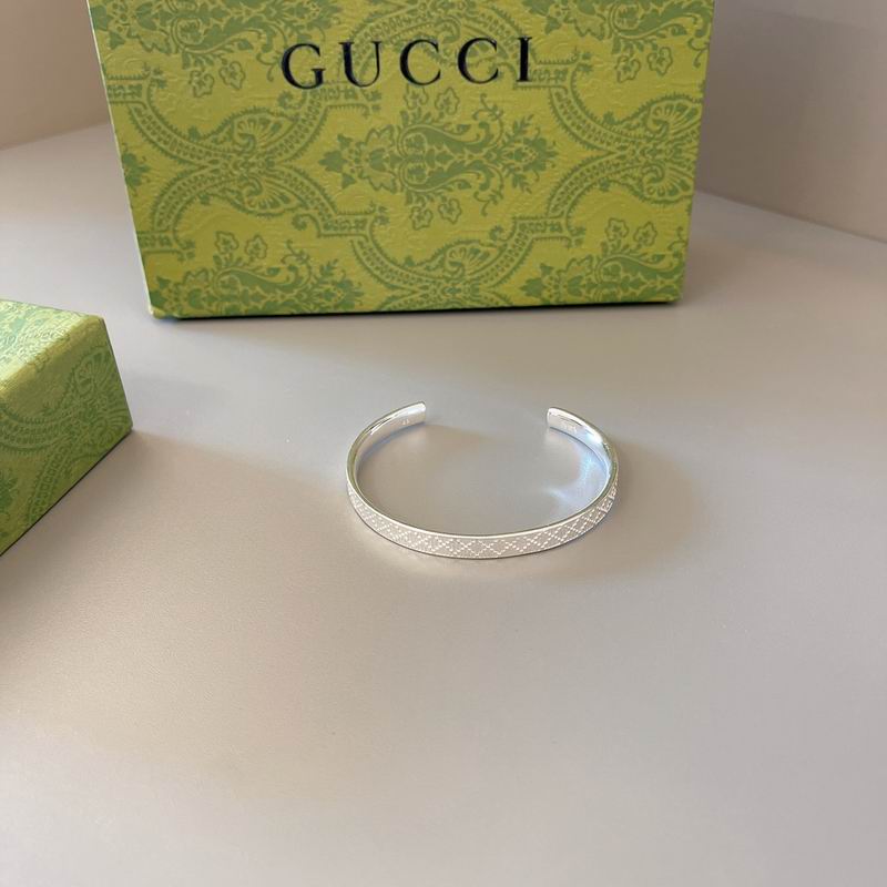 Gucci Bracelet 05yxs07 (6)