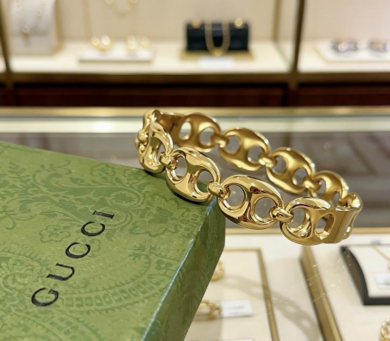 Gucci Bracelet 05yxs110 (5)
