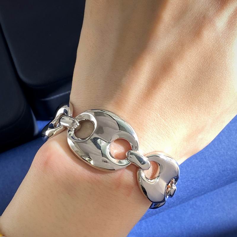 Gucci Bracelet 05yxs127 (8)