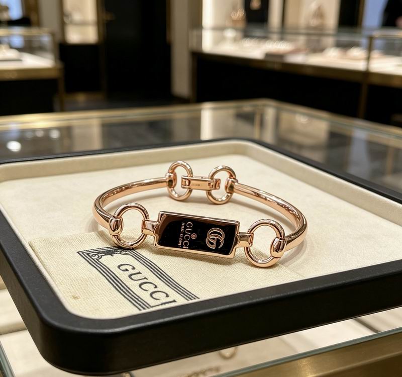 Gucci Bracelet 05yxs128 (4)