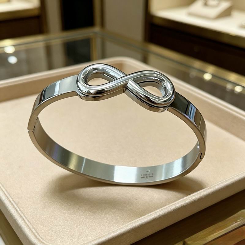 Gucci Bracelet 05yxs132 (1)