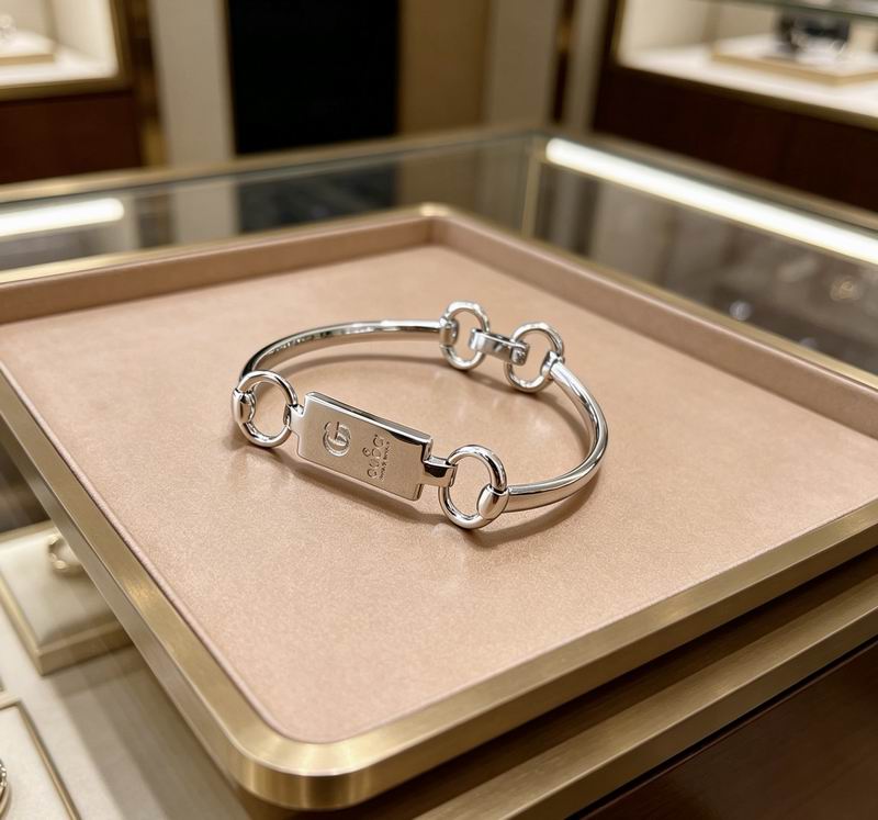 Gucci Bracelet 05yxs135 (3)