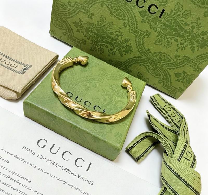 Gucci Bracelet 05yxs14 (4)