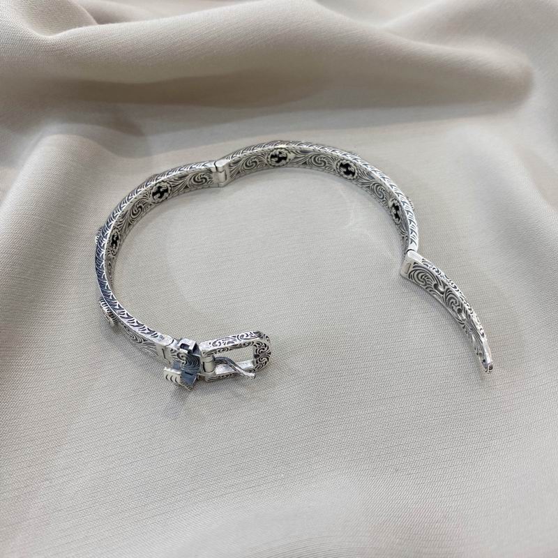Gucci Bracelet 05yxs27 (5)