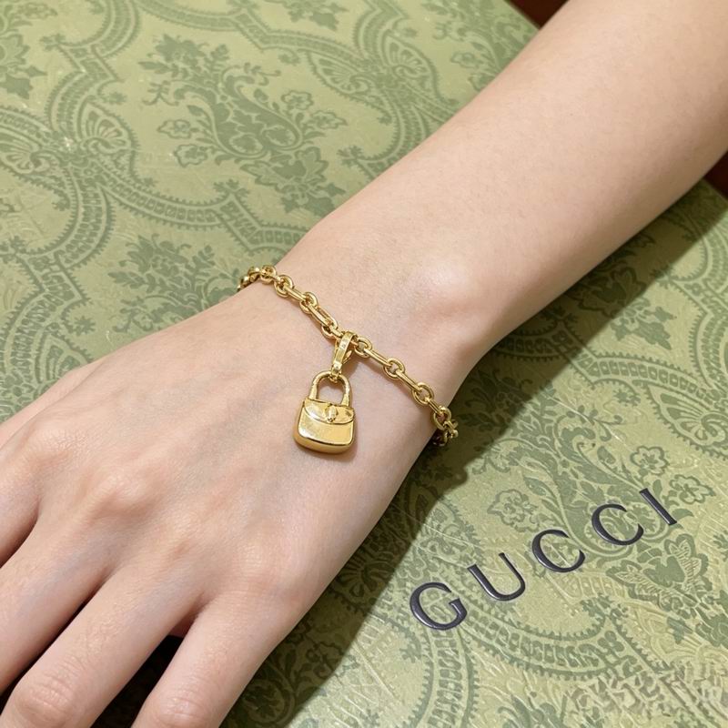 Gucci Bracelet 05yxs34 (8)