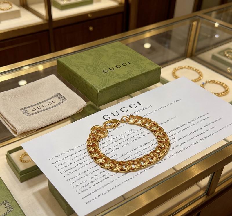 Gucci Bracelet 05yxs40 (9)