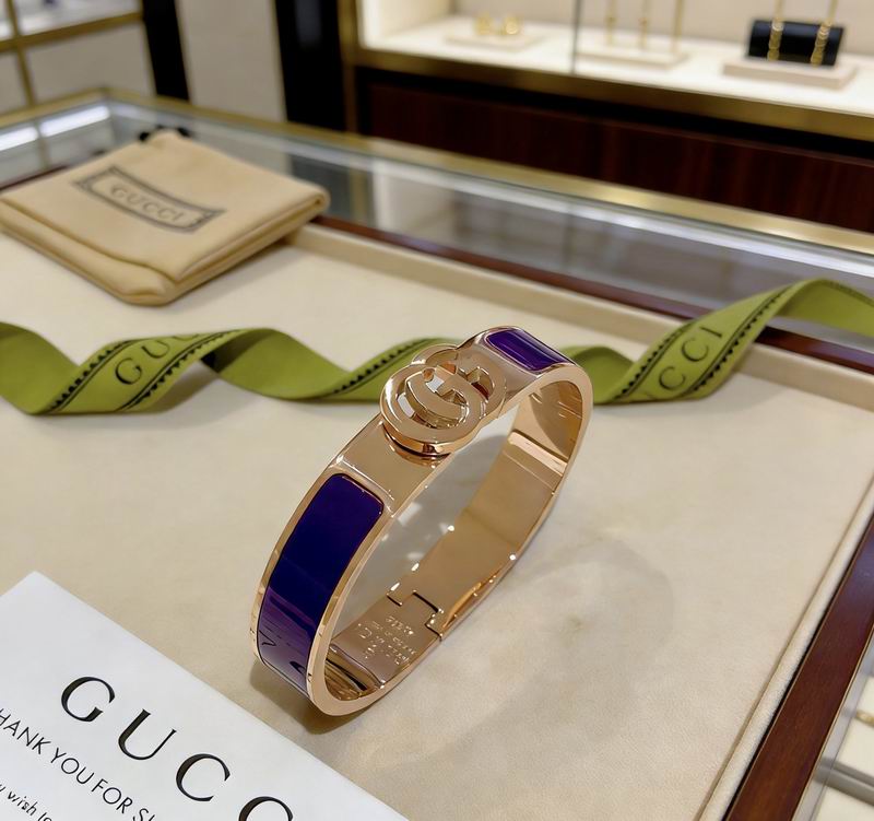 Gucci Bracelet 05yxs60 (8)