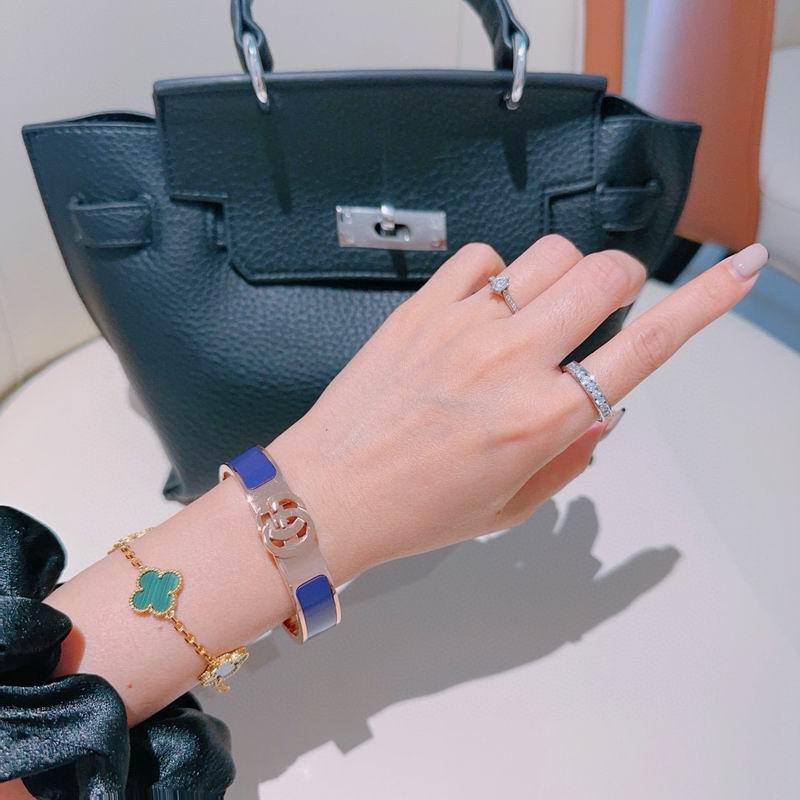 Gucci Bracelet 05yxs60 (9)