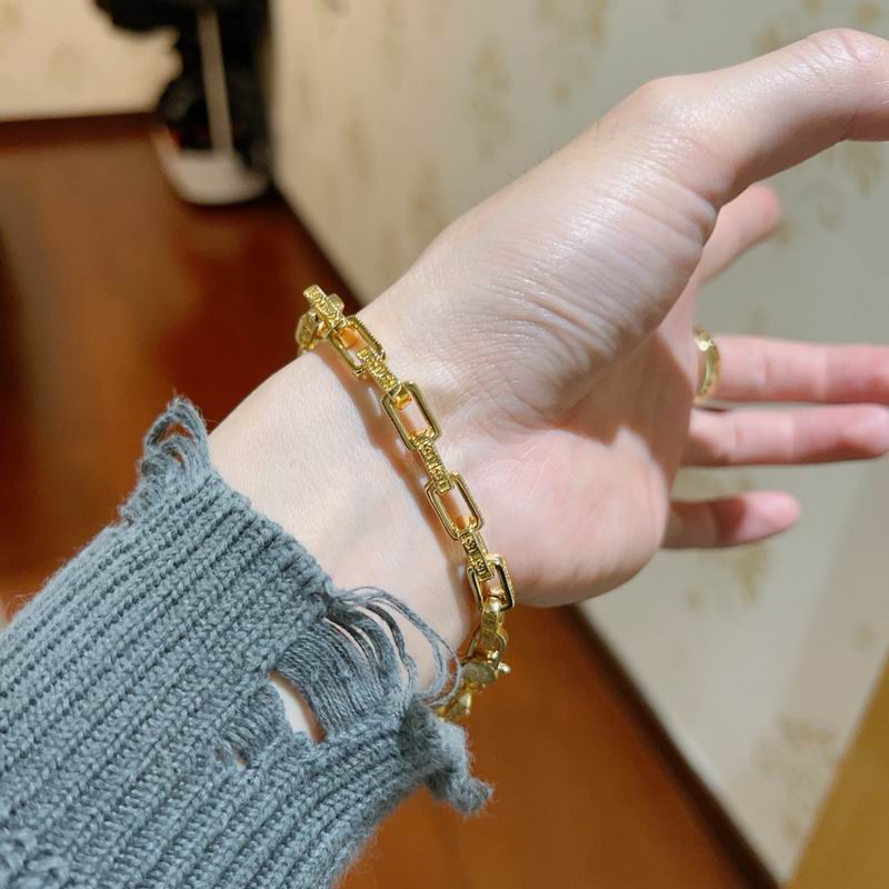 Gucci Bracelet 05yxs68 (4)