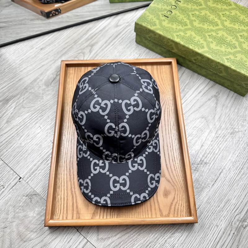 Gucci Cap (1615)