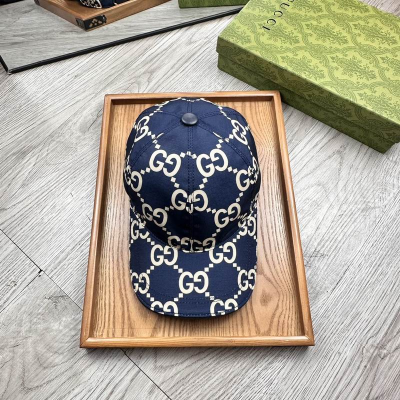 Gucci Cap (1624)