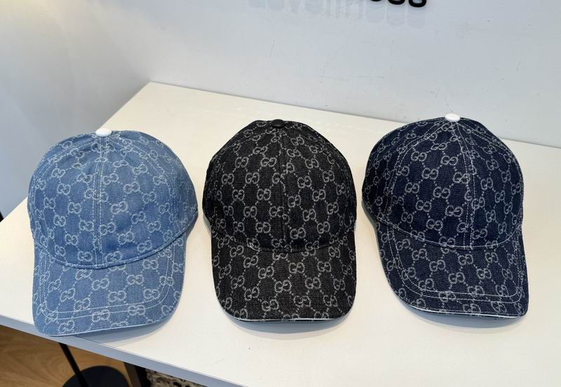 Gucci Cap (2200)