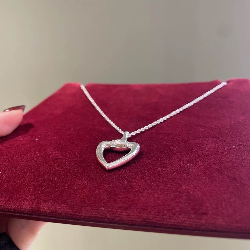Gucci Necklace 05yxs31 (11)