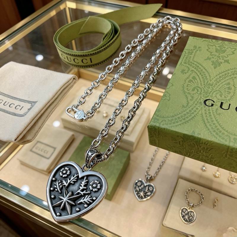 Gucci Necklace 05yxs52 (4)