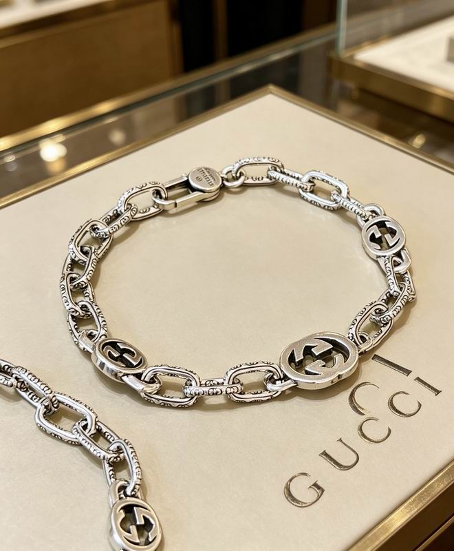 Gucci Suits 04yxs21 (7)