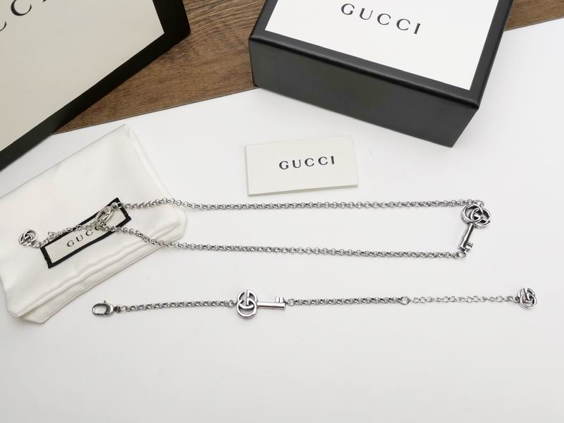 Gucci Suits 04yxs24 (4)