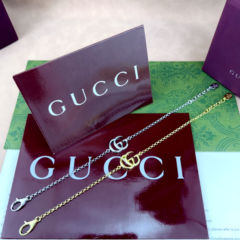 Gucci Suits 04yxs27 (2)