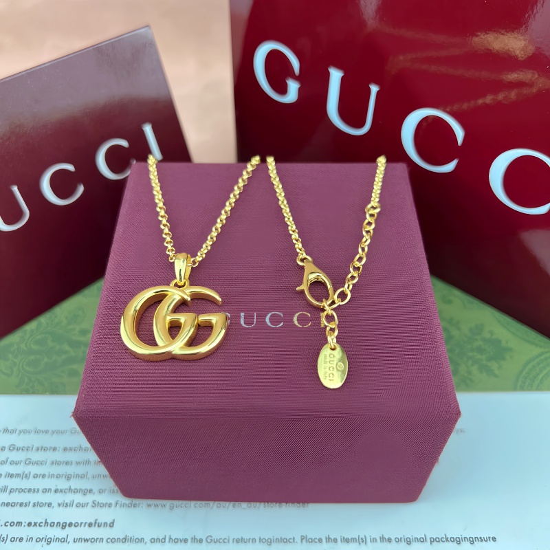 Gucci Suits 04yxs27 (3)