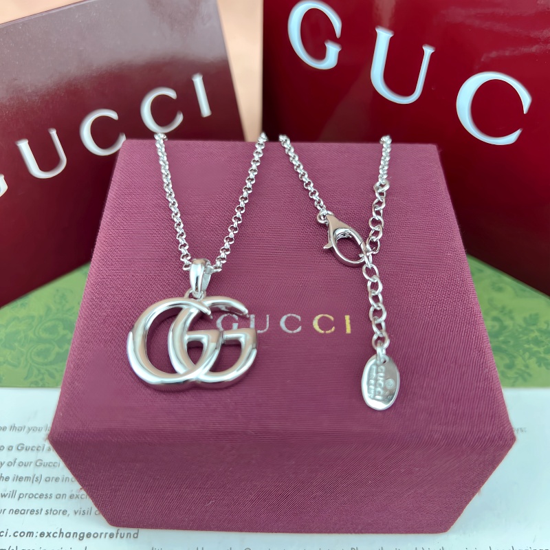 Gucci Suits 04yxs27 (4)