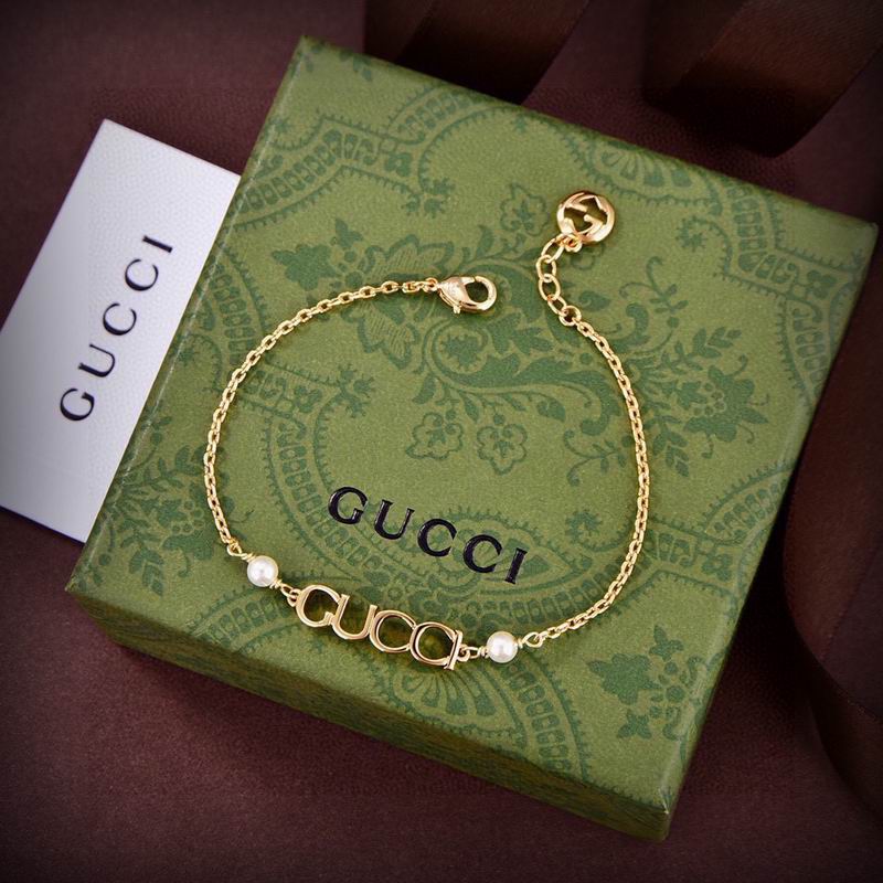 Gucci Suits 04yxs28 (3)
