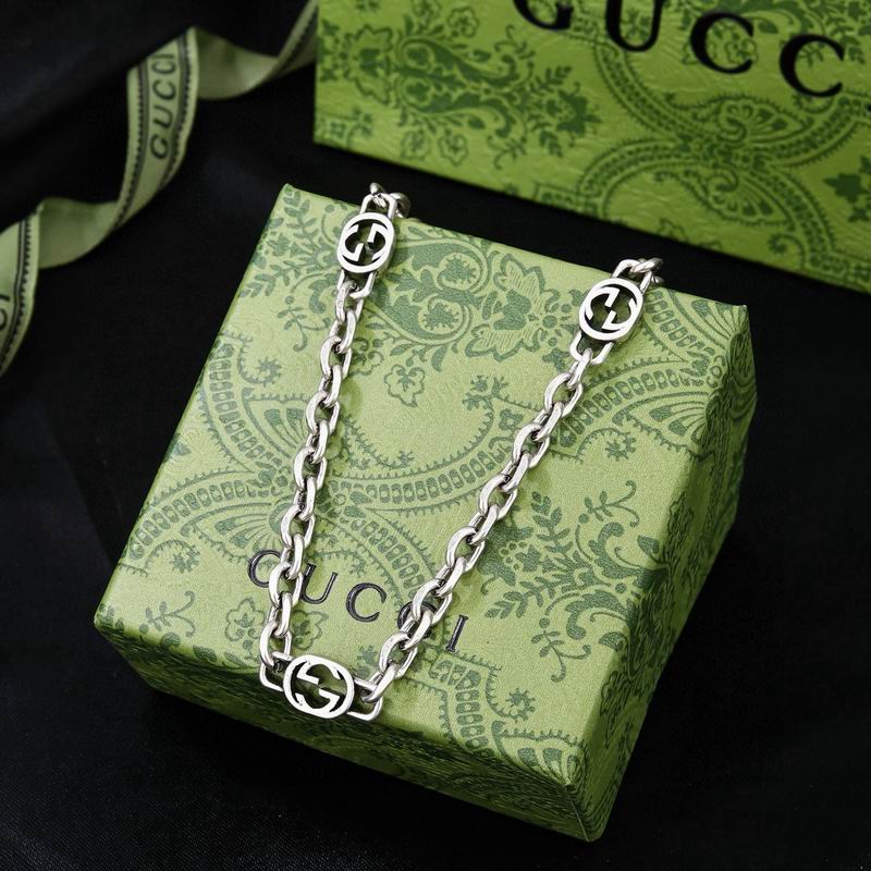 Gucci Suits 04yxs34 (2)