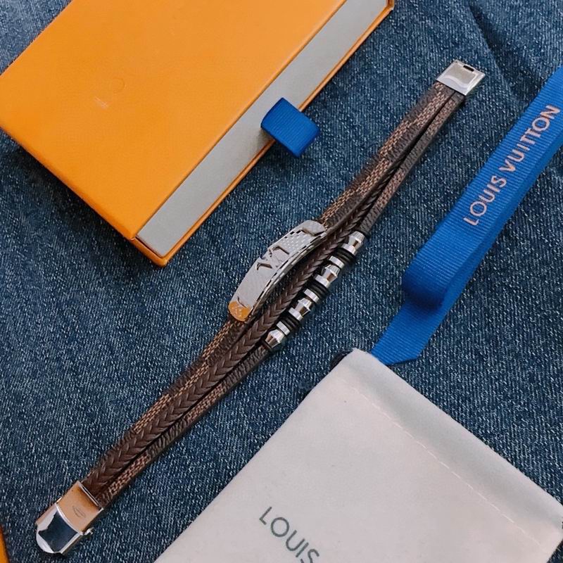 LV Bracelet  05yxs166 (1)