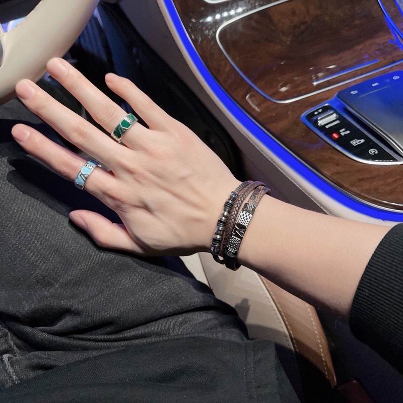 LV Bracelet  05yxs166 (3)