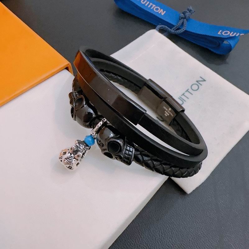 LV Bracelet  05yxs167 (2)