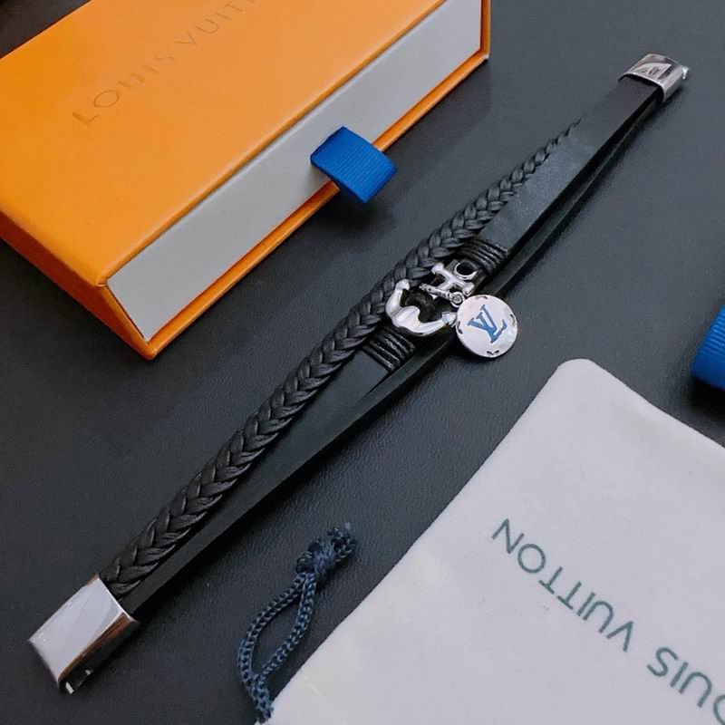 LV Bracelet  05yxs169 (2)