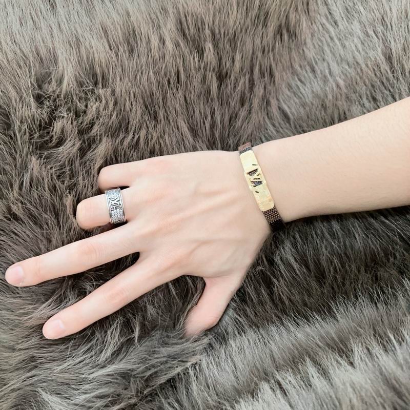 LV Bracelet  05yxs174 (6)