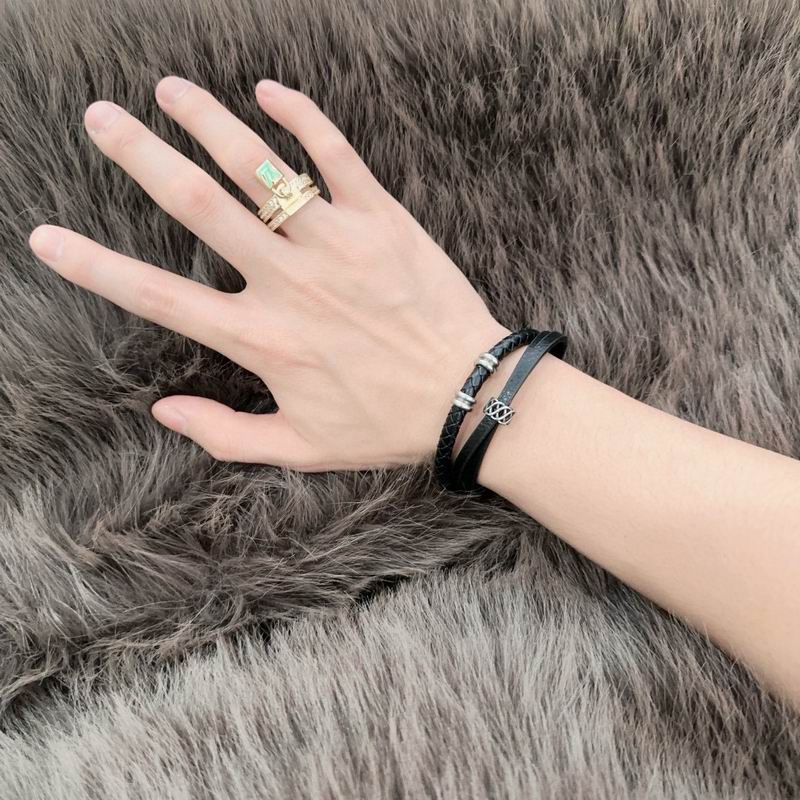 LV Bracelet  05yxs175 (5)